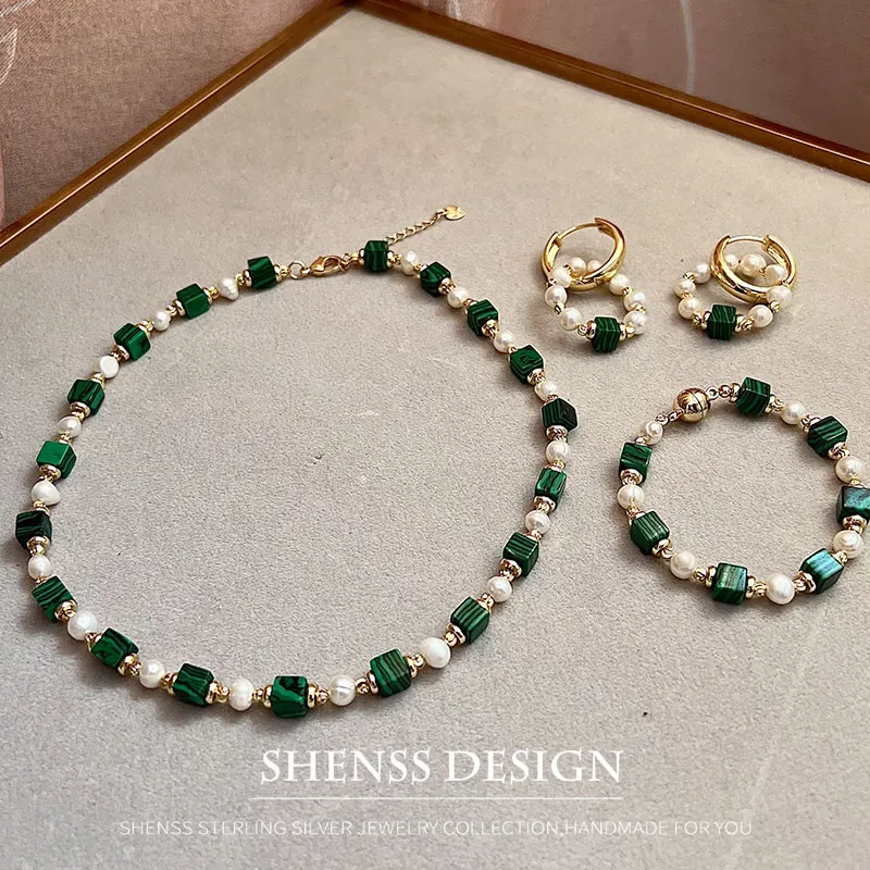 สร้อยคอมุกน้ําจืดธรรมชาติ สร้อยข้อมือมรกตสังเคราะห์ ต่างหู ชุบทอง 14K อุปกรณ์เสริม