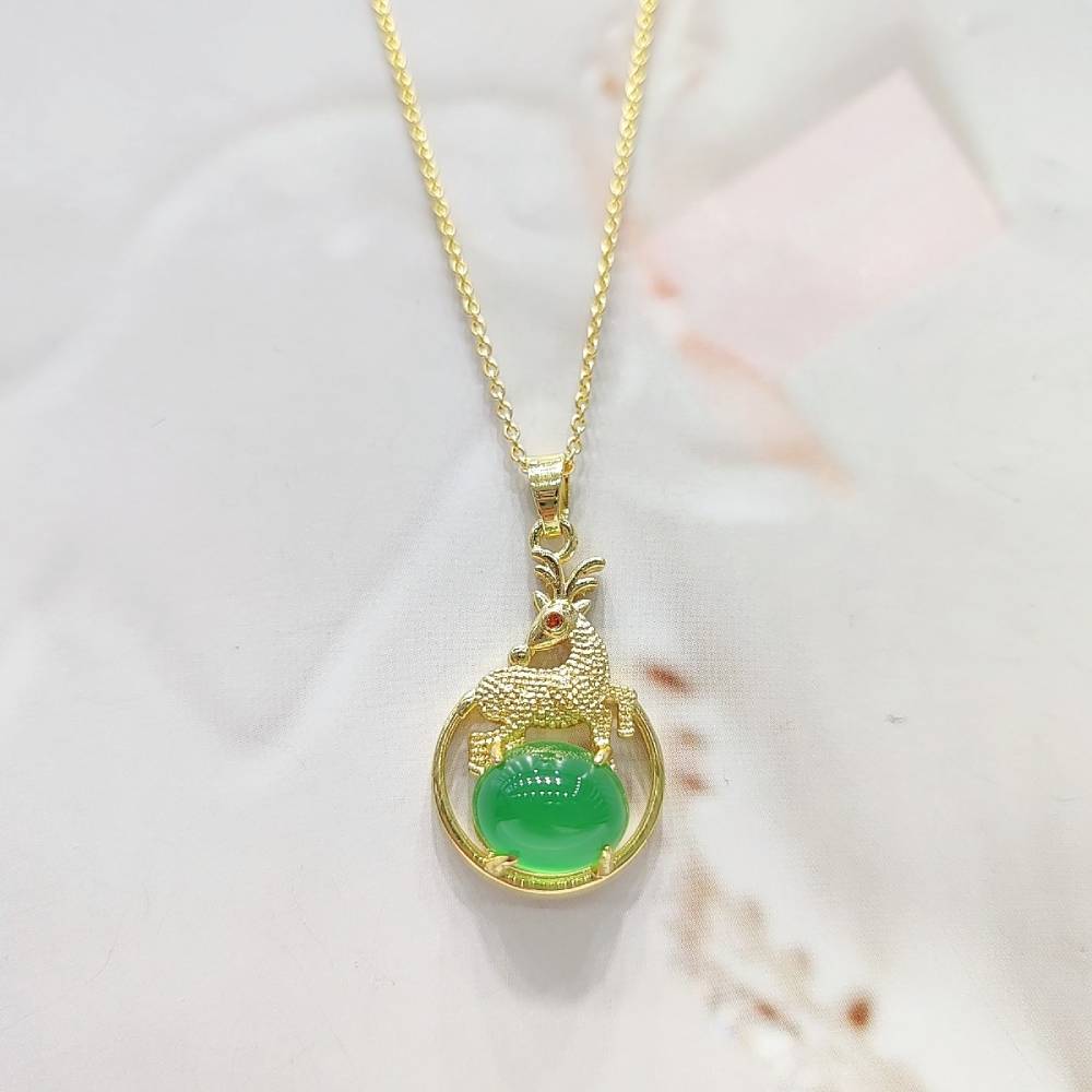 Natural Jade Calcedônia Cervo Colar Pingente para Mulheres, Pingentes Crisoprase Incrustados, Encantos Da Moda, Presentes Da Joalheria