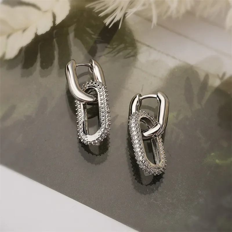 Orecchini geometrici con strass lucidi Orecchini a doppio anello ellittico di lusso leggero alla moda da donna Accessori per feste squisiti