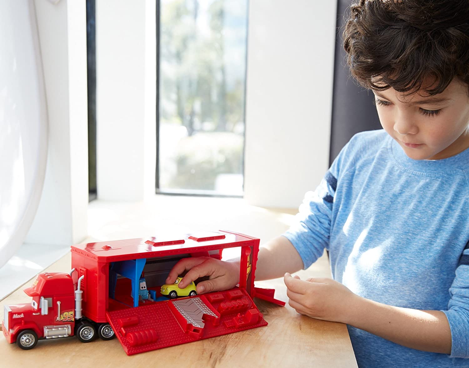 Disney Pixar Cars 2 3 Lightning McQueen Mater Mc Tên Lửa Chick Hicks 1:55 Diecast Xe Kim Loại Đồ Chơi Xe Brithday Tặng trẻ Em