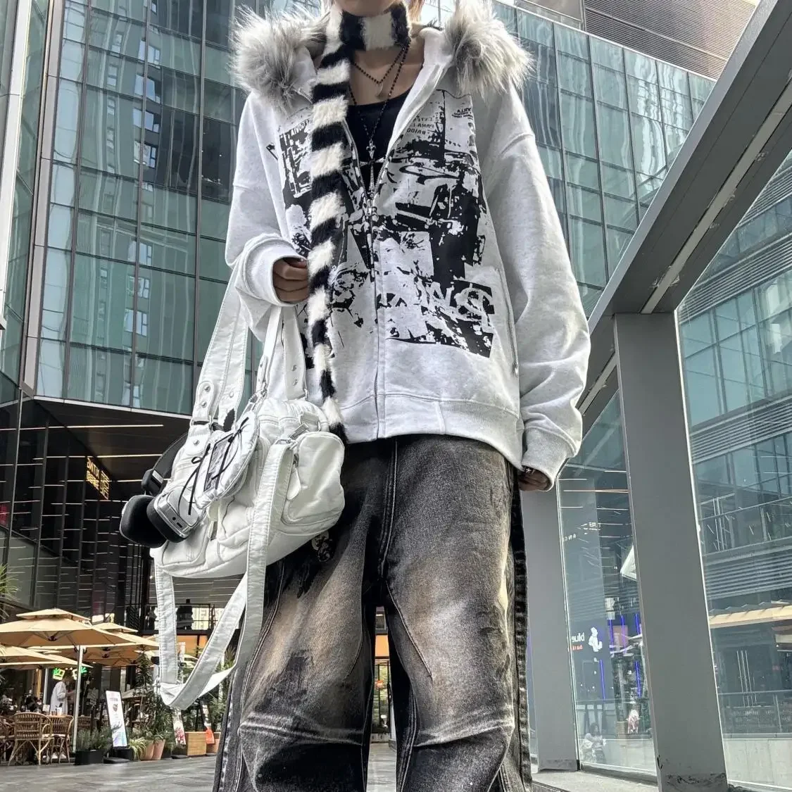 Koreańskie modne bluzy Harajuku gotyckie płaszcze z nadrukiem kurtki subkultura Vintage sztuczne futro z kapturem kobiety Casual Y2k odzież
