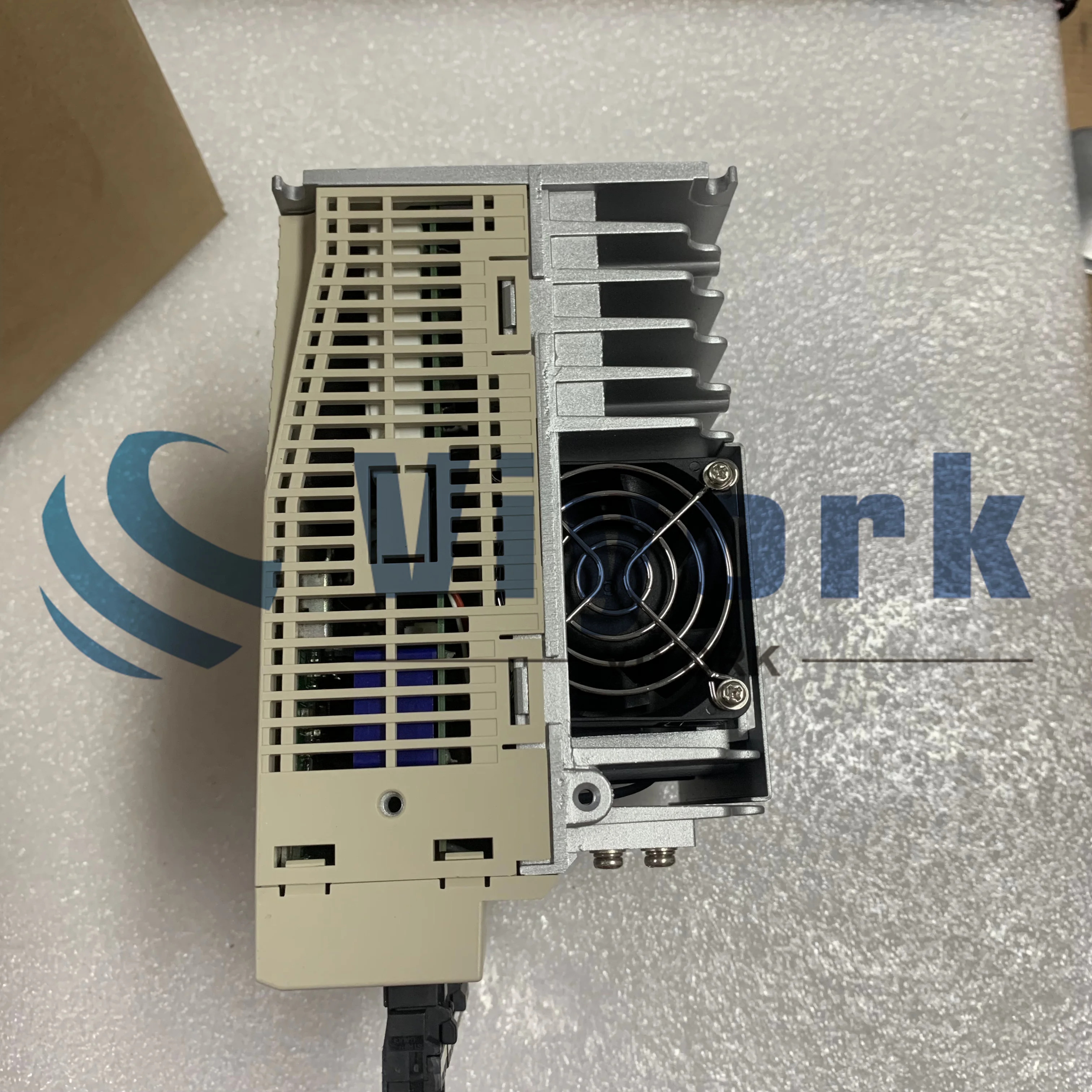SGDV-3R5D11A020000 SERVO DRIVE OUTPUT 3.5AMP 1KW 0-480V 3PH NEW