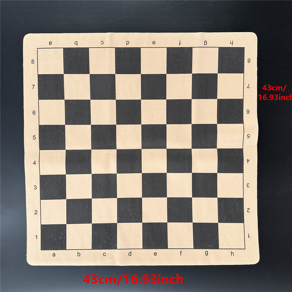 Große Nachahmung des antiken Schachs 3D Terra-Cotta Army Resin Schachfiguren zur alten Behandlung Leder Schachbrett 43 cm/16,93 Zoll