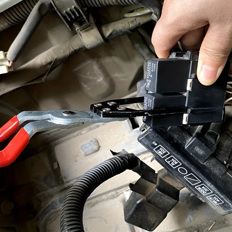 Universal ยานยนต์รีเลย์ Disassembly CLAMP ฟิวส์ PULLER รถ Remover คีมคลิปมือเครื่องมือเหมาะสําหรับรถซ่อมเครื่องมือเครื่องมือกําจัด