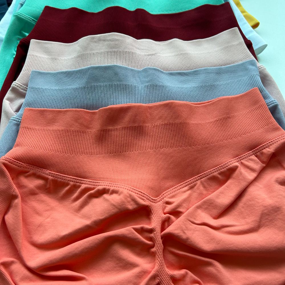Pantalones cortos de Yoga con banda baja acanalada, pantalones cortos sin costuras para entrenamiento, pantalones cortos de gimnasio, pantalones cortos elásticos para correr, ropa de Fitness