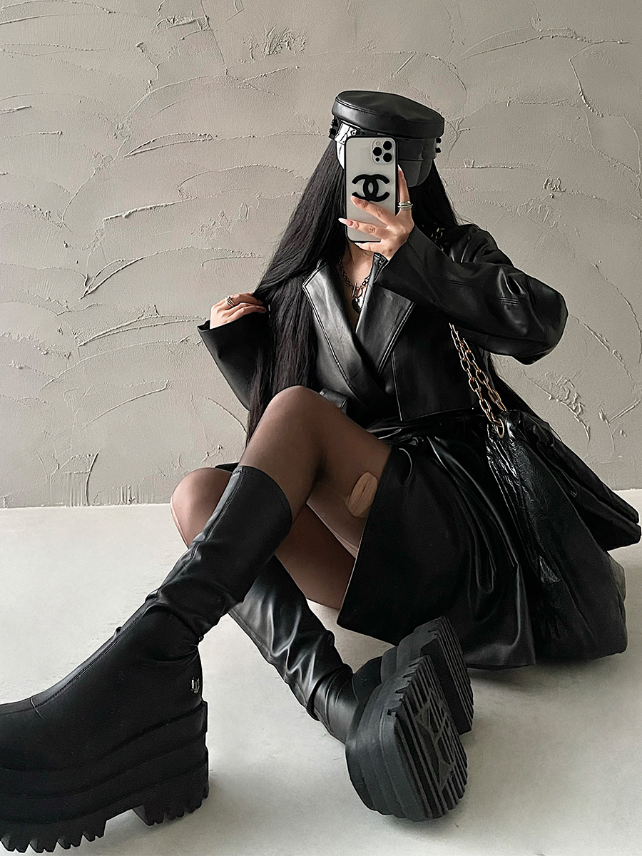 スタイリッシュなオートバイのジャケットの女性のルーズフィットミッドレングス PU レザーコートベルトフリップカラートレンディなアウターウェア女の子のための