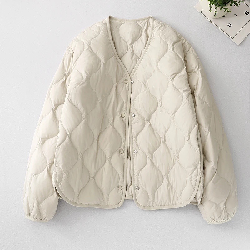 Jaqueta de Aodão Leve e Acolchoada Moda Fena Curta Solta Casual com Gola Redonda Casaco Quente para Outono e Inverno