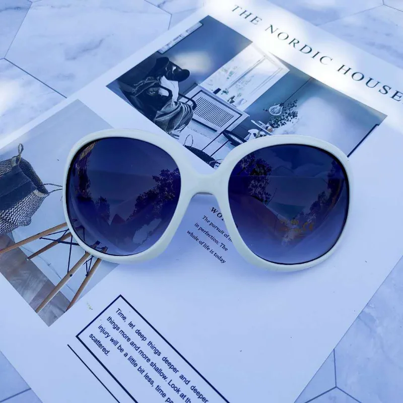 New Large Frame Circular Shape Sunglasses Women Design Brand Fashion Sun Glasses Outdoor Driving Lady Eyewear UV400 Gafas De Sol