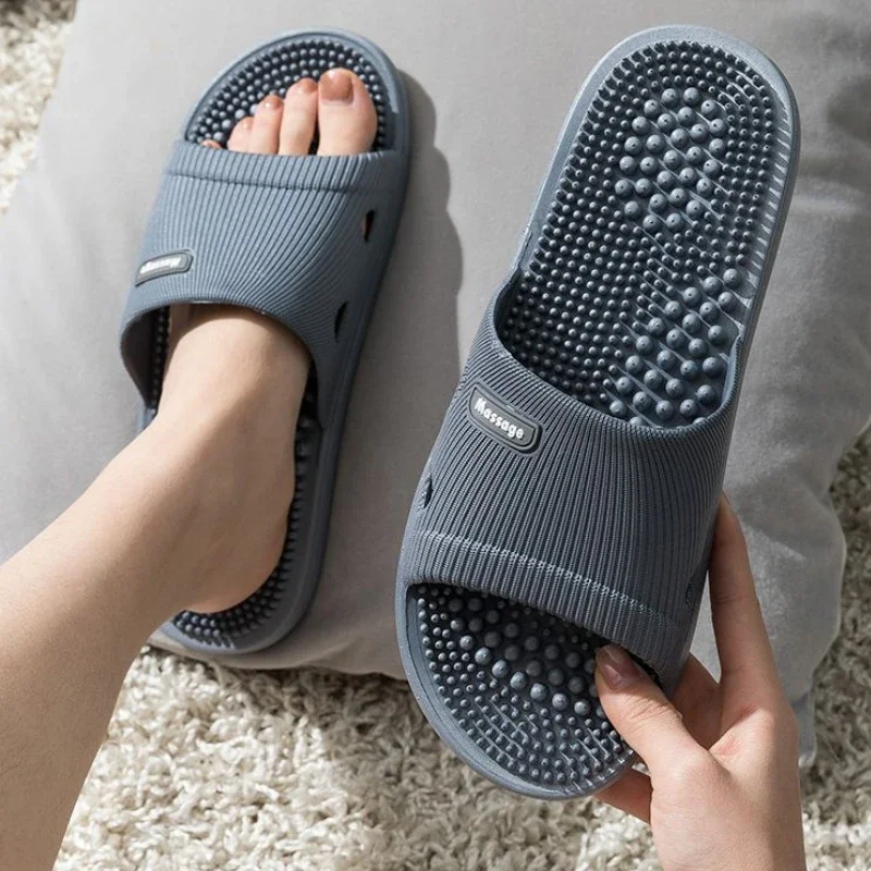 Einfarbig männer Hausschuhe Bad Anti-slip Massage Sandalen Frauen Einfache Weichen Boden Gesundheit Schuhe Zapatillas Casa Hombre