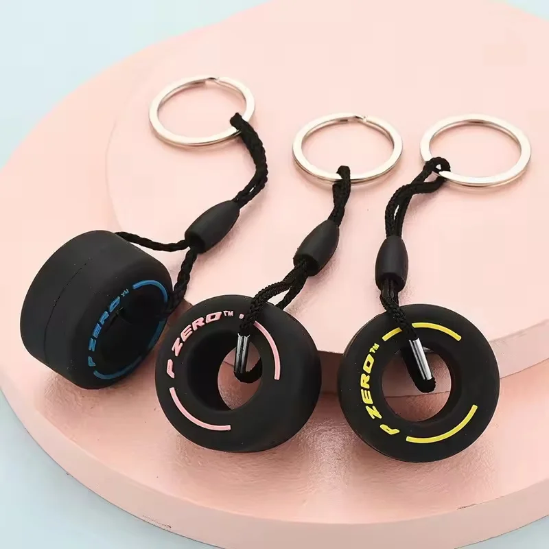 럭셔리 미니 F1 레이싱 타이어 키 체인 자동차 키 액세서리 PVC 타이어 펜던트 가방 매력 남자 가제트 친구를위한 선물 자동차 애호가