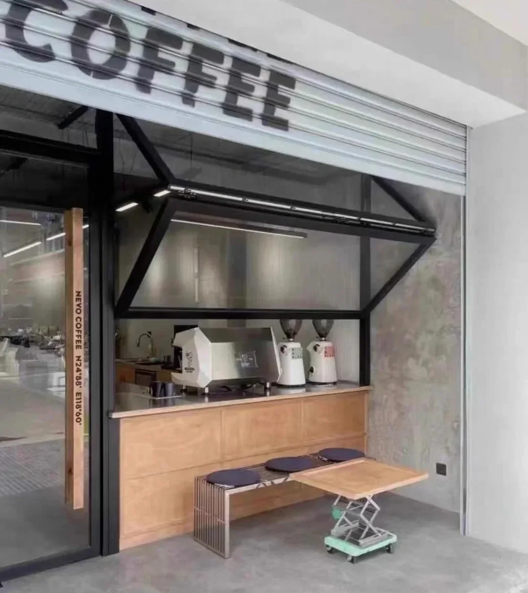 ห้องครัว Bi-Fold Window โรงงานอุปทานโดยตรงพับ Windows สําหรับ Cafe Shop แก้วอลูมิเนียมแนวตั้งพับ Windows