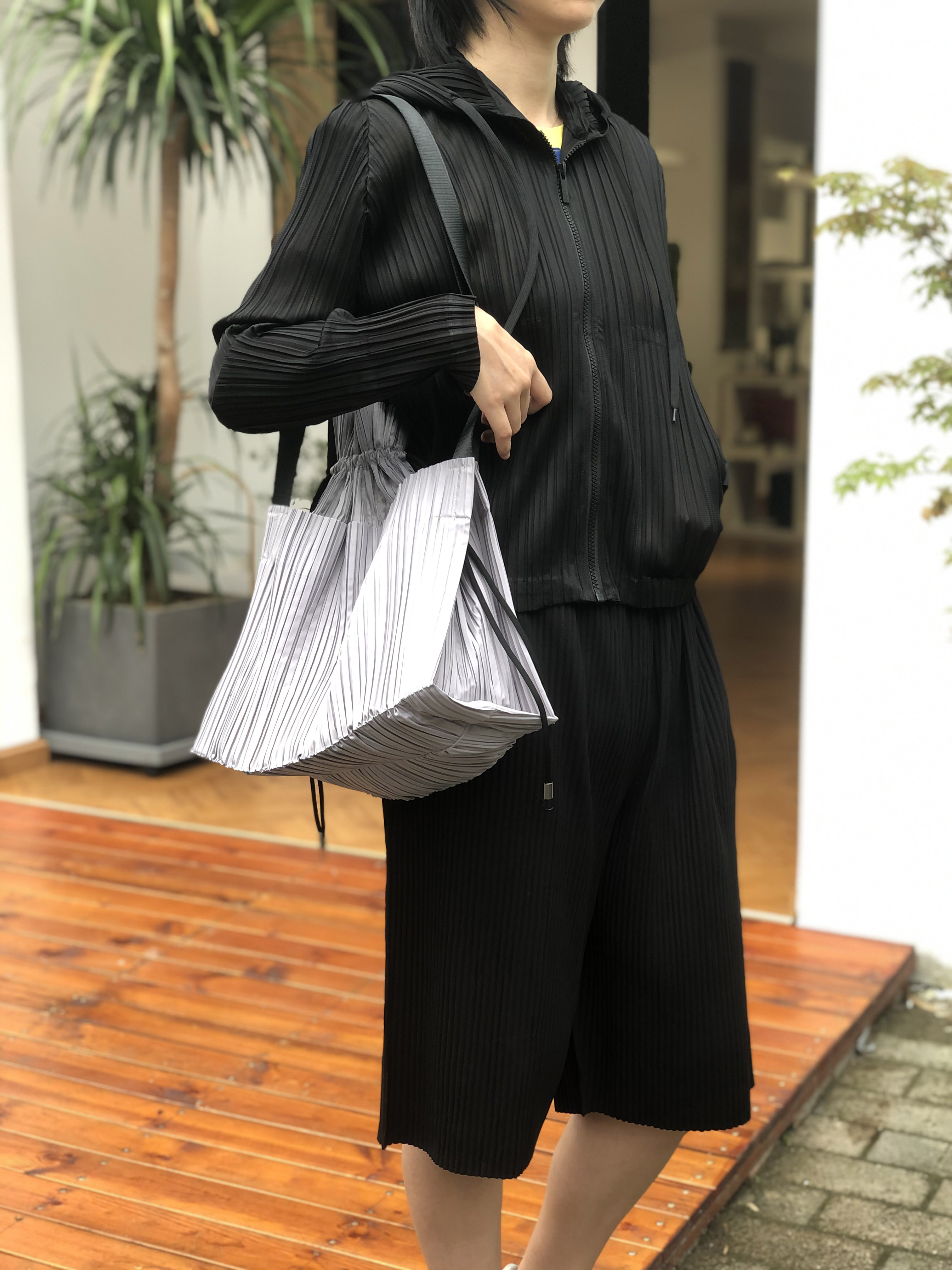 Miyake-女性用プリーツトラベルバッグ,韓国ファッション,ショルダーバッグ,デザイナーハンドバッグ,トートバッグ,2025