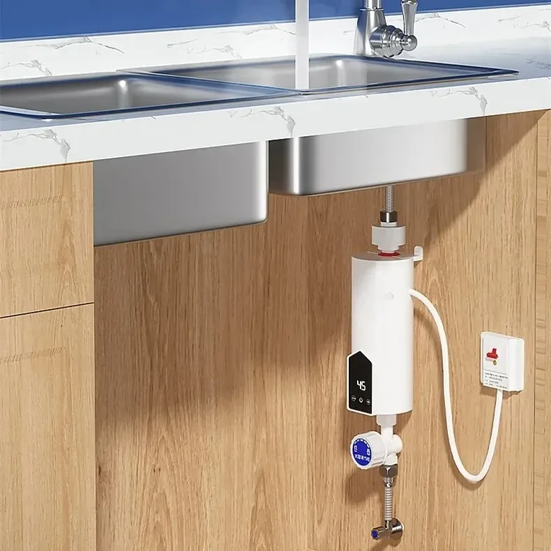 Przepływowy podgrzewacz wody 220V 3000W-5500W Przenośne grzejniki elektryczne do łazienki, podgrzewania wody pod prysznic i ogrzewania w kuchni domowej