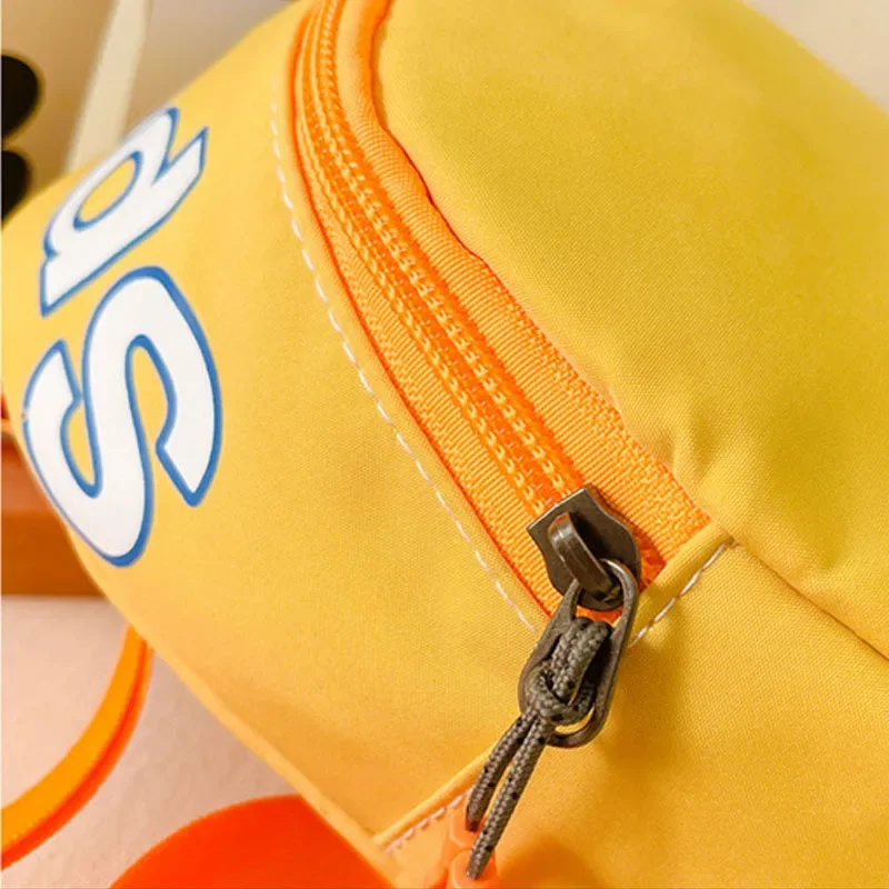 Neue Kinder Brusttasche Junge modische Schulter Diagonale Straddle Tasche Mädchen Reisetaschen Cartoon Hüft taschen leichte Freizeit tasche