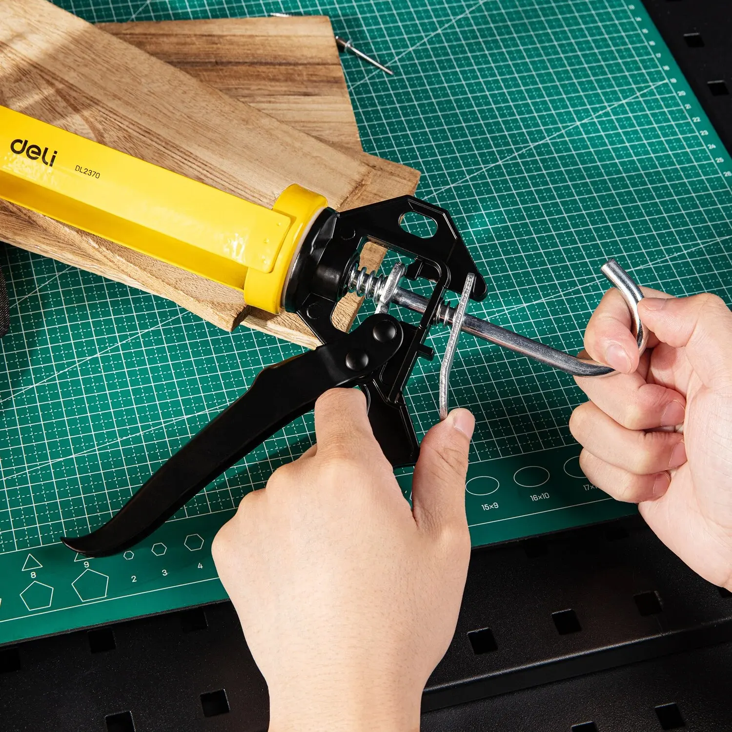 Deli ปืนยิงกาว9นิ้ว, กาวปืนยิงกาวหน้ากาก DIY กาว