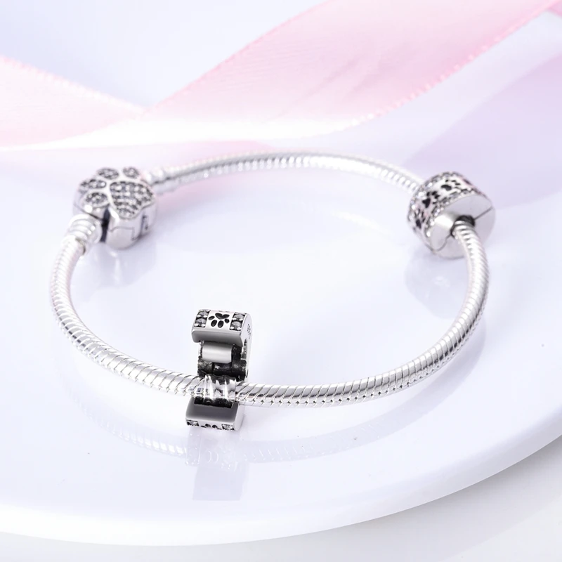 Charm S925 เงินขวดน้ําหอมดาวดวงจันทร์ดวงอาทิตย์ Four Leaf Clover Charm Fit สร้อยข้อมือเดิมผู้หญิงเครื่องประดับ DIY ทํา