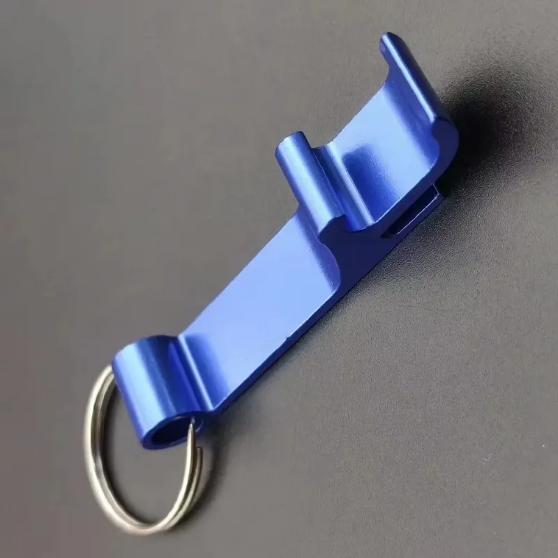カスタムカラーボトルオープナーキーホルダー金属ビールキッチン飲料缶キーリングブランク DIY 人格男性女性ギフトかわいいキーチェーン