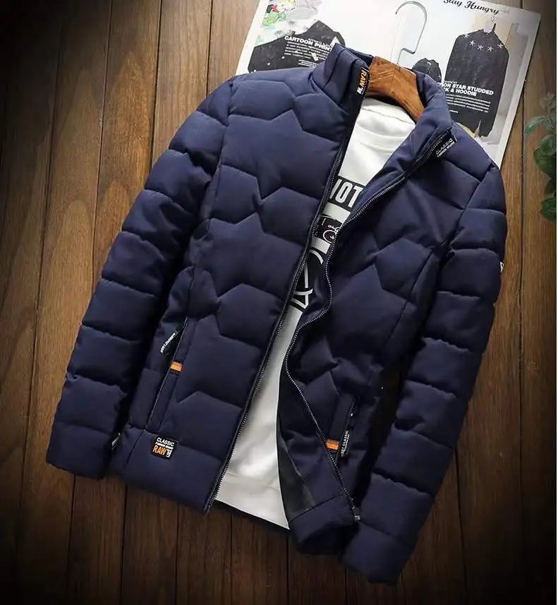 ฤดูหนาวใหม่ WARM Coats เสื้อแจ็คเก็ตแขนยาวผ้าฝ้ายเบาะซิปเสื้อแจ็คเก็ตผู้ชาย Stand-up COLLAR JACKET PLUS ขนาดเสื้อผ้าฝ้าย