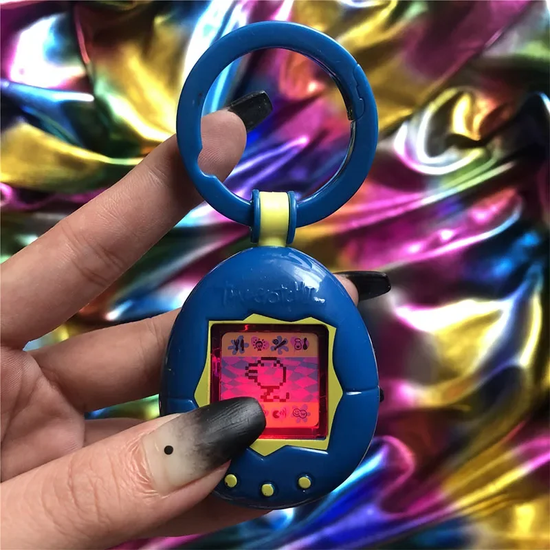 Tamagotchi สัตว์เลี้ยงอิเล็กทรอนิกส์ Virtual Cyber Pet ของเล่นขนาดเล็กโคมไฟจี้พวงกุญแจ90S Nostalgic เกมคอนโซลของขวัญเด็ก