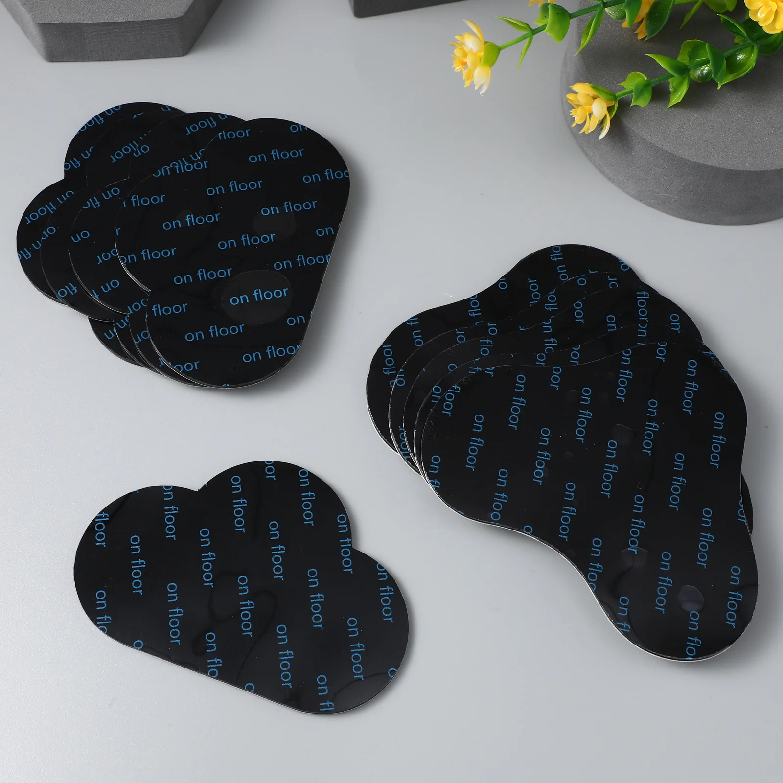 10Pcs Rug Holders Round Corner Triangle Cloud Shape Non Slip Pads for Hardwood Floors Tiles Keep Rugs Flat and Stable