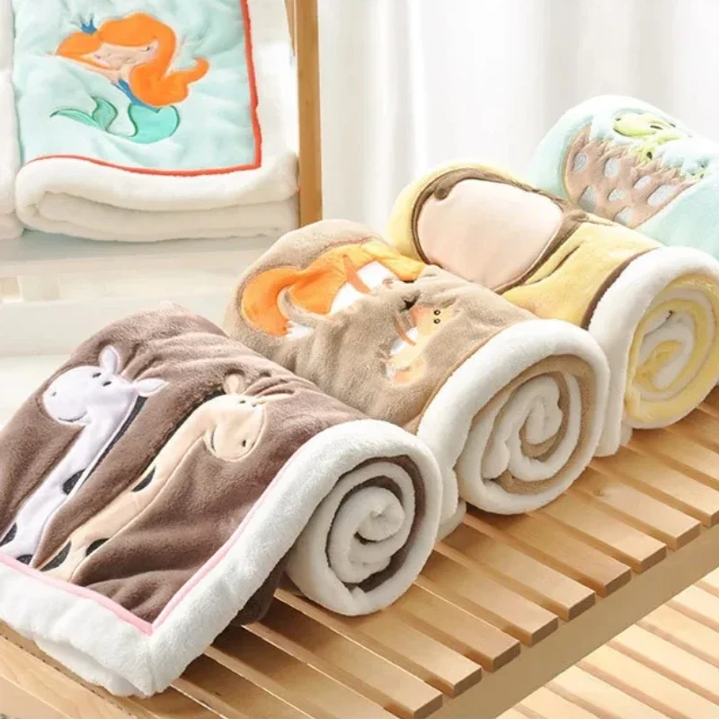 아기 담요 신생아 만화 자수 플란넬 아기 담요 어린이 소년 소녀 Swaddle Wrap 유아 유모차 커버 담요
