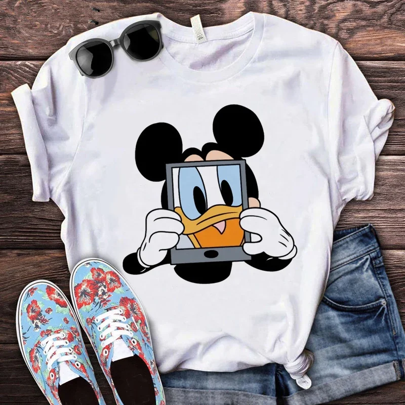 Disney Kawaii Mickey Mouse Kaus Kartun Wanita Y2K Kaus Uniseks Minnie Mouse Pasangan Kaus Lucu Pola Harajuku Atasan Wanita