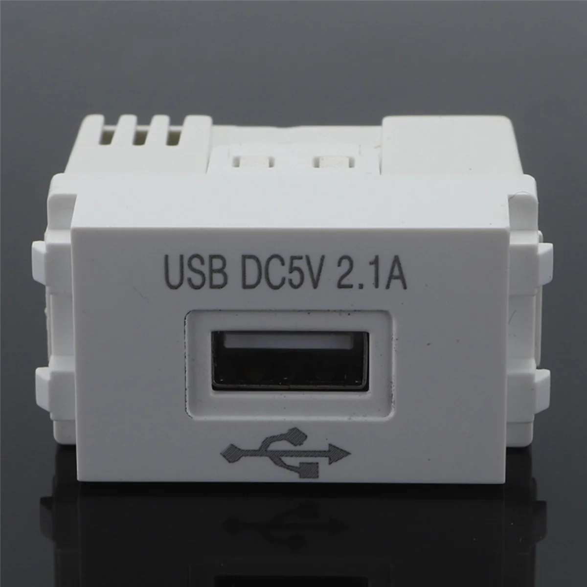 Panel de carga para teléfono móvil, módulo de alimentación USB, enchufe de 220V, transformador de 5V, adaptador de conmutación de toma de corriente de carga USB de 2.1A