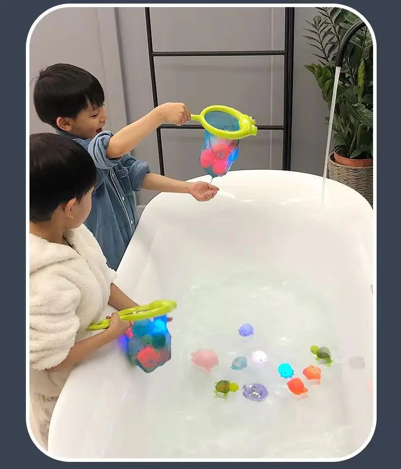 Pool Party ของเล่นเรืองแสงเวลาอาบน้ําตลกอ่างอาบน้ําของเล่นน้ํา Sensor Luminous LED Ocean สัตว์ลอยน้ําของเล่นสําหรับเด็กทารก