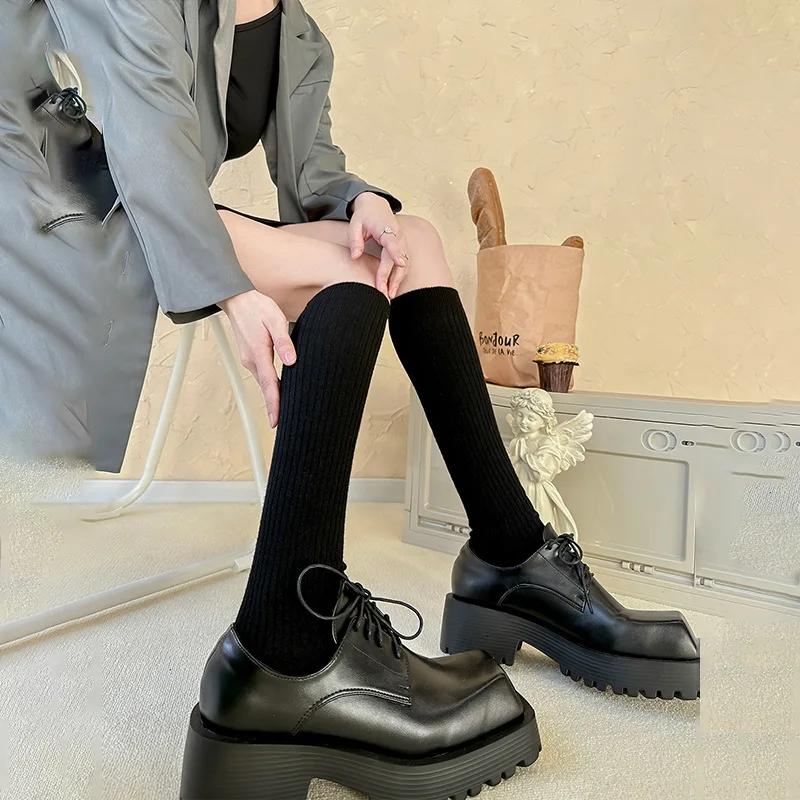 Calcetines mujer Otoño e Invierno grueso cálido Color sólido hasta la rodilla medias negro blanco rayas verticales calcetines altos hasta el muslo para mujer