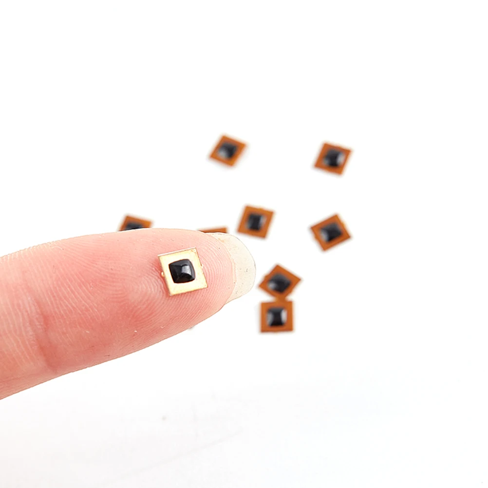 5 uds programable 5*5mm Micro FPC NFC Ntag213 etiqueta adhesiva RFID rango de lectura de 1mm