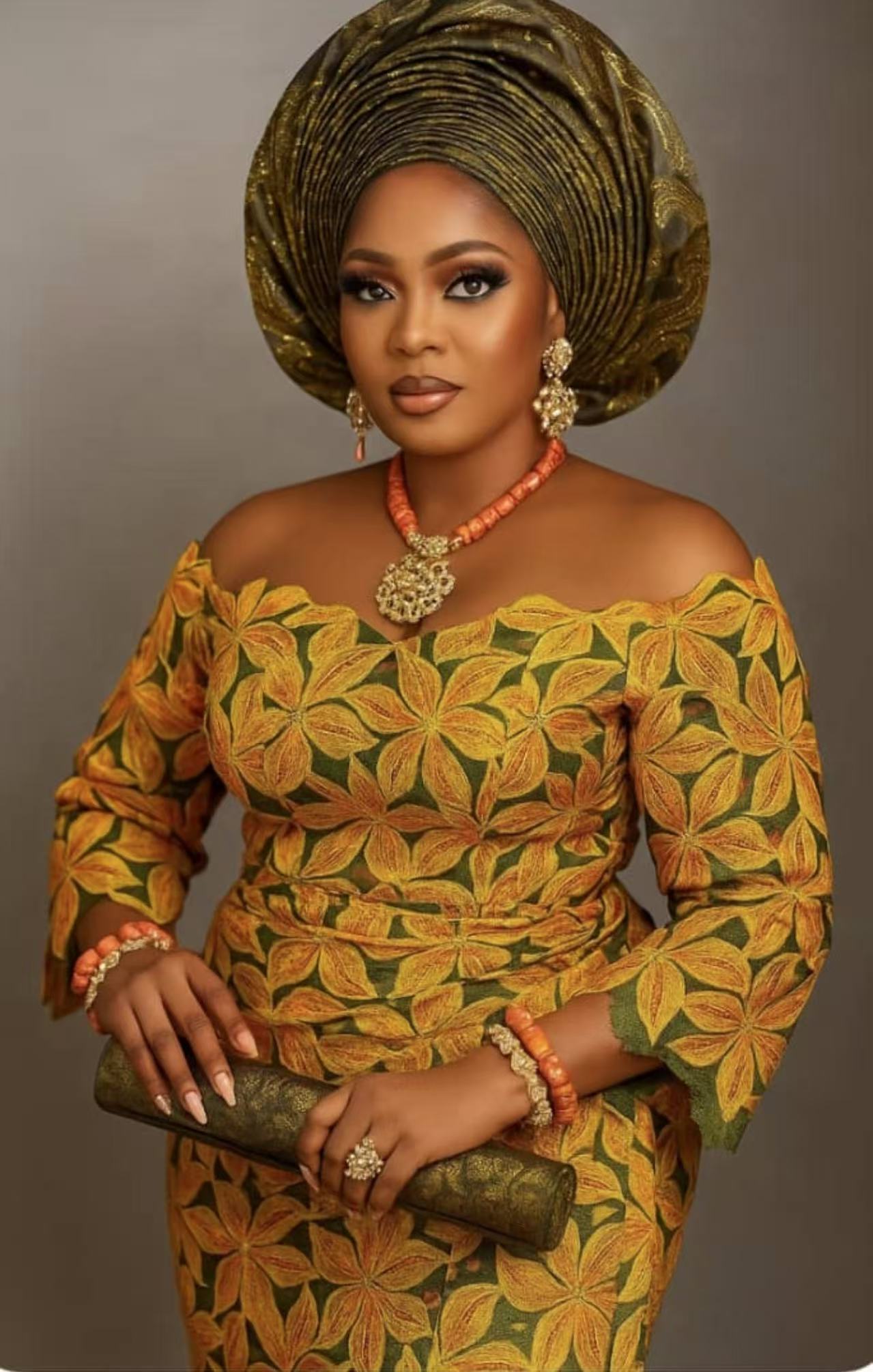 Luxuriöser bunter Schnurspitze, nigerianischer wasserlöslicher Spitzenstoff mit Stein, 2025, hochwertiger afrikanischer Guipure-Schnur-Spitzenstoff für