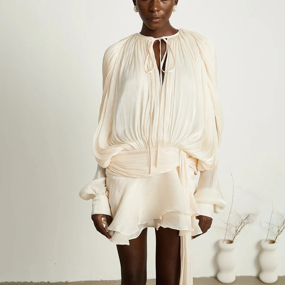 TWOTWINSTYLE Solide Verstärktes Spitze Up Lose Kleider Für Frauen O Hals Langarm Hohe Taille Temperament Kleid Weibliche Mode Neue