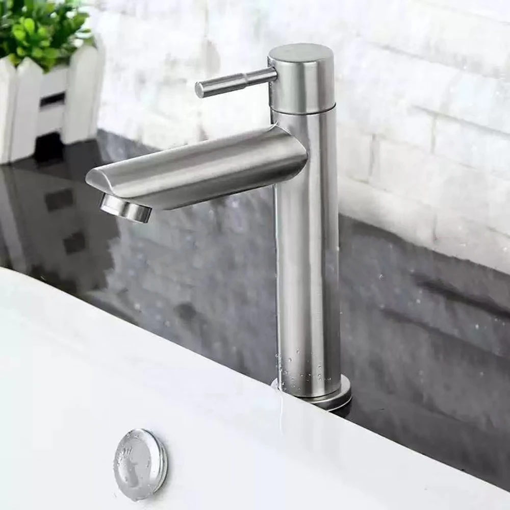Rubinetto singolo per acqua fredda in acciaio inossidabile Rubinetto per lavabo nero Rubinetto per lavabo allungabile e sollevabile montato su piano in argento