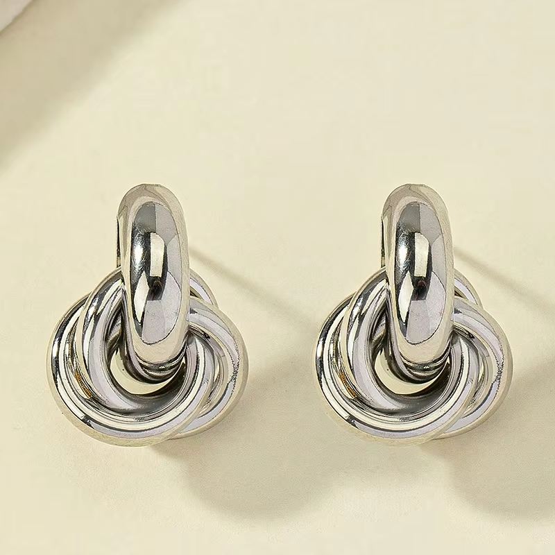 Orecchino a bottone con nodo color oro argento per donna, colore lucido, orecchino alla moda, carino, gioielli da indossare ogni giorno