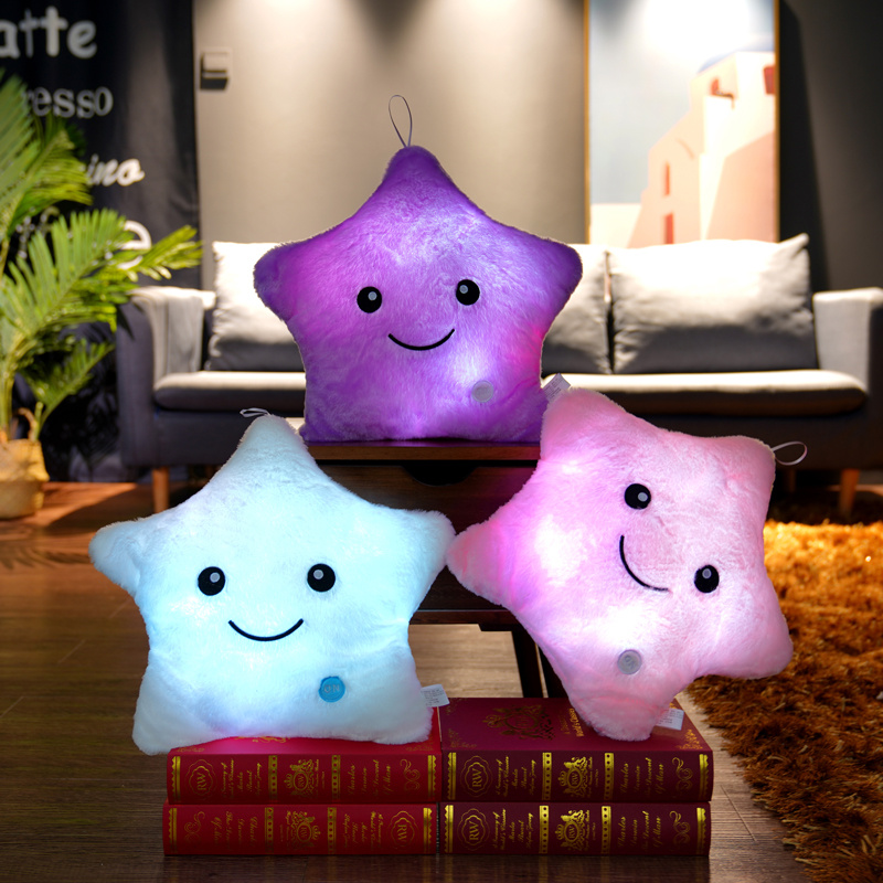 24*22 ซม.ของเล่นสร้างสรรค์ Luminous Star หมอนตุ๊กตา Plush เรืองแสงดาวที่มีสีสันเบาะไฟ LED ของขวัญของเล่นสําหรับเด็กเด็ก