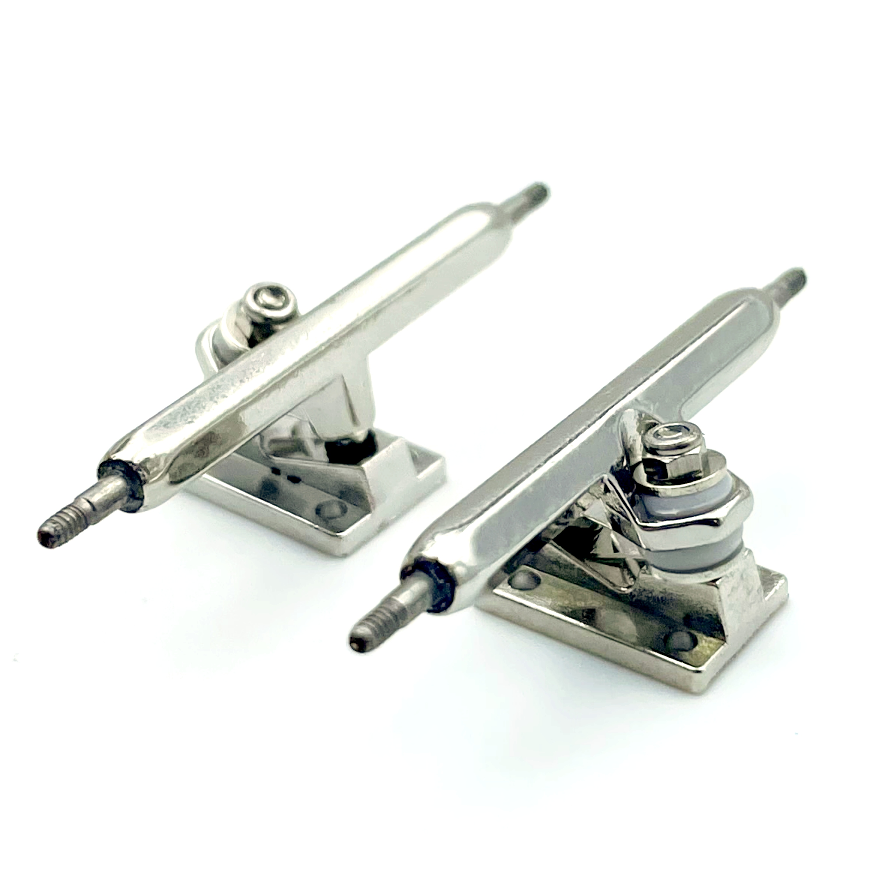 36 mm A2-Griffbrett-LKWs mit neuem Aufhänger und Basis für Pro Finger Skateboard