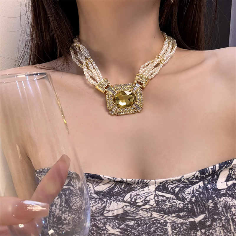 Colliers carrés avec pendentif en perles et strass, industrie lourde occidentale, Style Court, Niche de tempérament, chaînes de clavicule, ensembles de bijoux