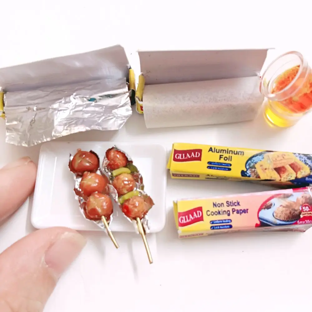 Papel de cocina antiadherente en miniatura para casa de muñecas Blyth BJD, Mini comida de imitación, plegable de aluminio, juguetes de juego, nueva escala 1/6