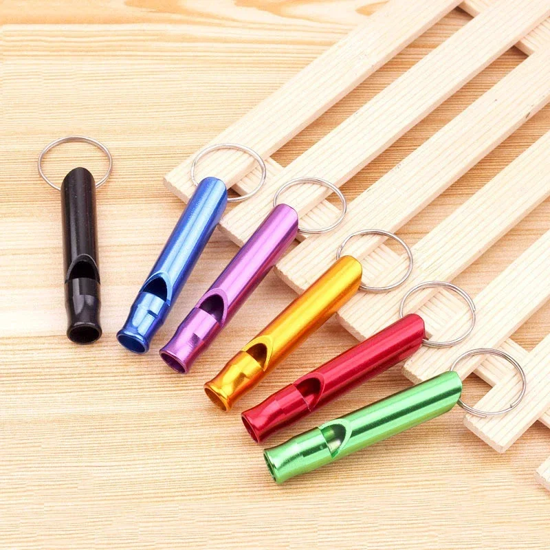 1PC Mehrfarbige Multifunktionale Aluminium Notfall Überleben Pfeife Schlüsselbund Für Camping Wandern Outdoor Werkzeuge Ausbildung Pfeife