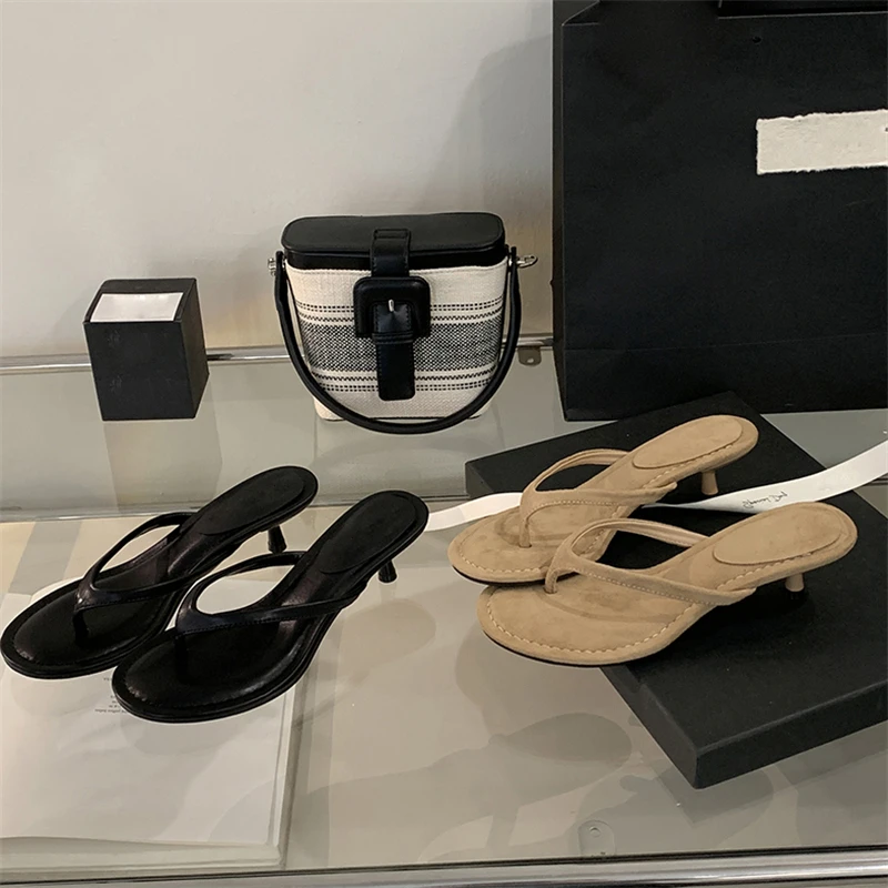 Eilyken/летние модные тапочки на тонком низком каблуке, женские пляжные повседневные сандалии с круглым носком, шлепанцы, обувь Zapatos De Mujer