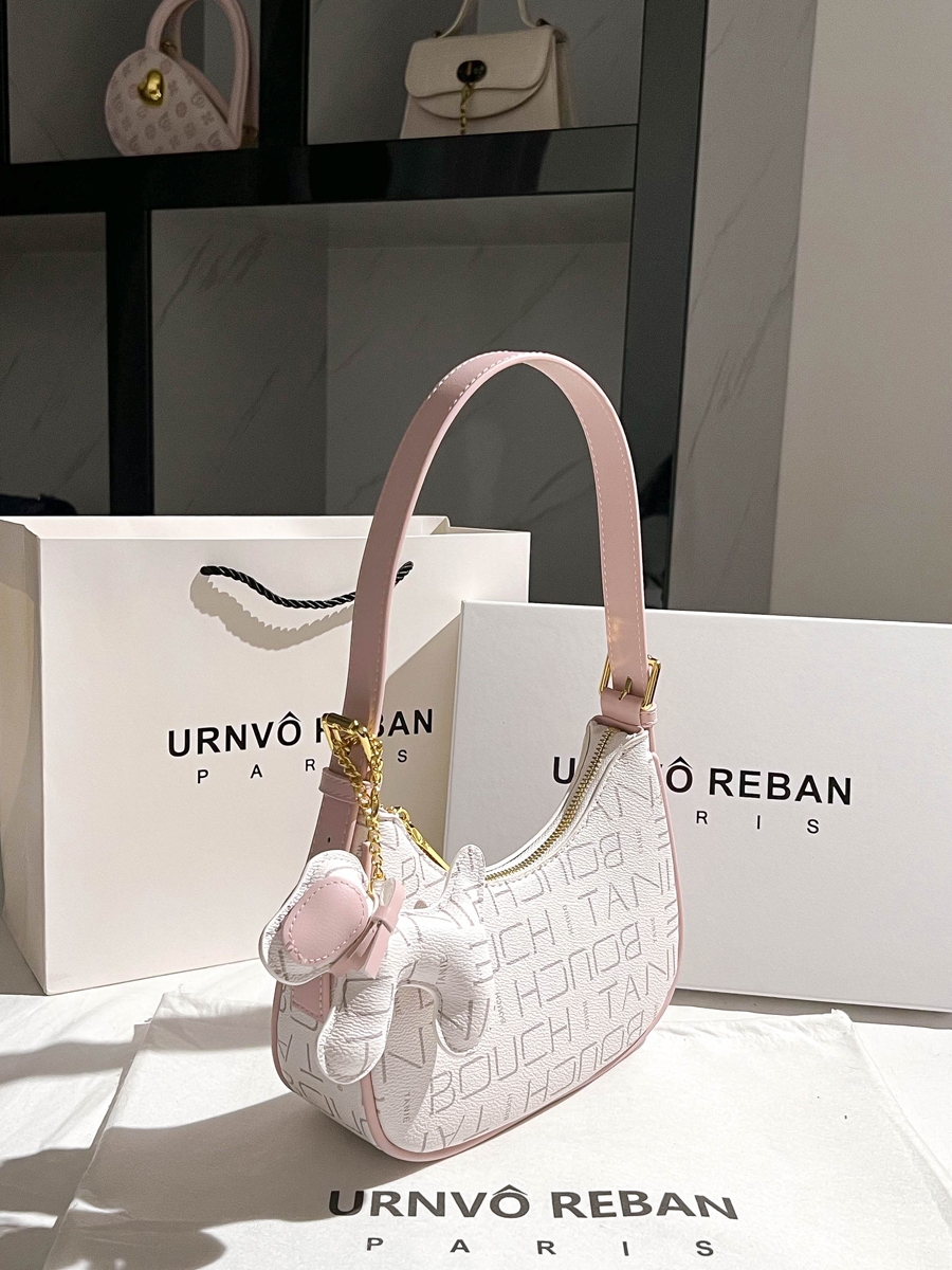 URBAN REBAN サドルバッグ クロスボディ サマーヒット スモールレザーグッズ ジッパー開閉 カジュアルスタイル ユニセックス 脇の下 月の歯柄