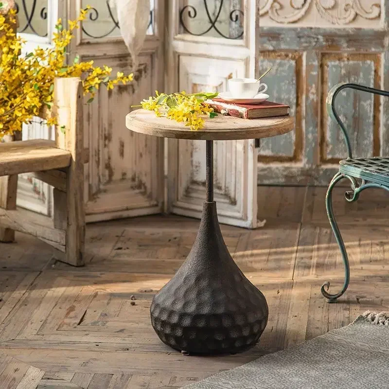 American Retro Small Round Table Cafe Coffee  Decoration Edge Few Roman Columns Old Wrought Iron Corner