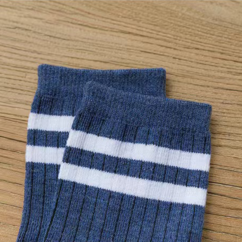 5/10 paia di nuovi calzini traspiranti casual a righe calzini retrò Harajuku di alta qualità calzini in cotone da uomo/donna