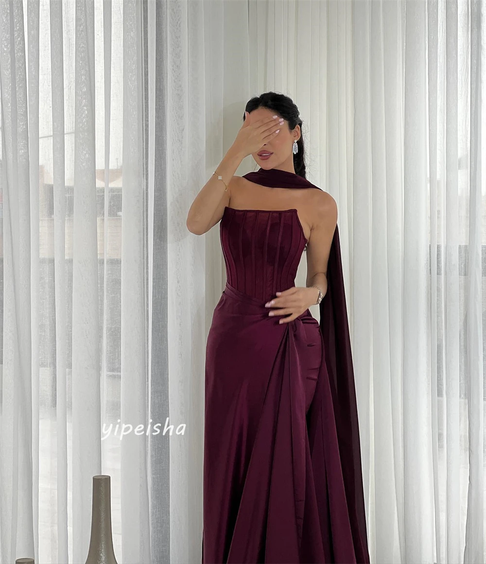 Maßgeschneidertes, plissiertes, drapiertes, gerüschtes Strandkleid in A-Linie, trägerlos, maßgeschneidertes Anlasskleid, lange Kleider