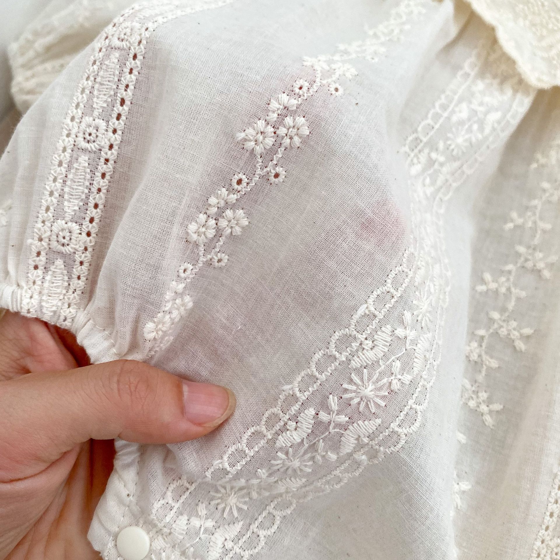 Abito da sorella per body da bambino primaverile Abito con ricamo floreale per outfit da bambina