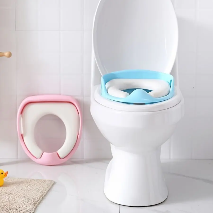 Assento sanitário infantil, assento sanitário macio para bebês, auxiliar portátil para vaso sanitário para bebês