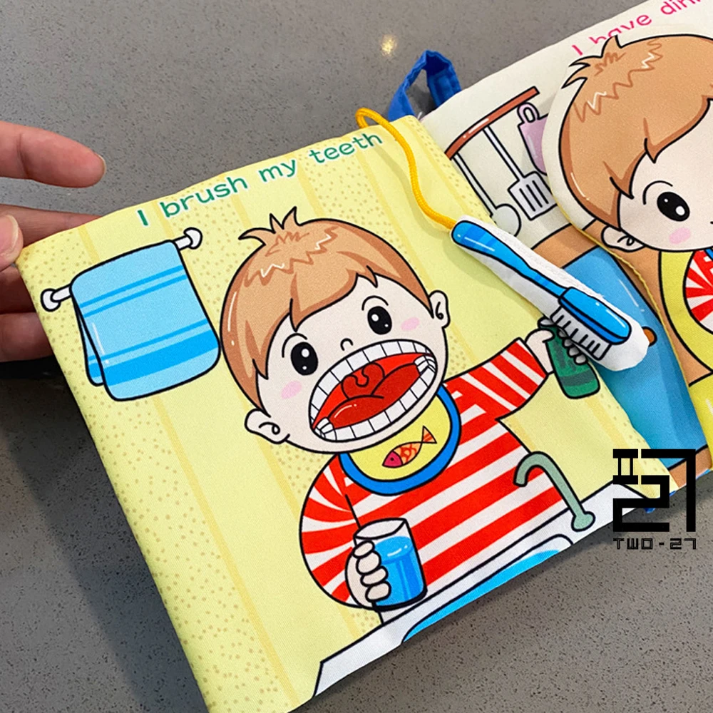 ファブリック モンテッソーリ クリンクルブック 描画とサウンド付き 子供用 新生児 0歳から12歳まで メッセス ブリンケドス 1歳 学習玩具
