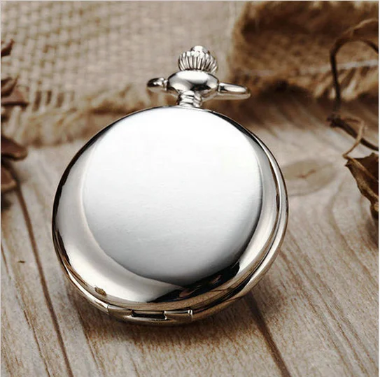 แบบย้อนยุคสุดหรูสีดำแฟชั่น Silver Smooth Steampunk Quartz นาฬิกาพ็อกเก็ตนาฬิกาสร้อยคอจี้สแตนเลสสำหรับผู้ชายผู้หญิงเพื่อน