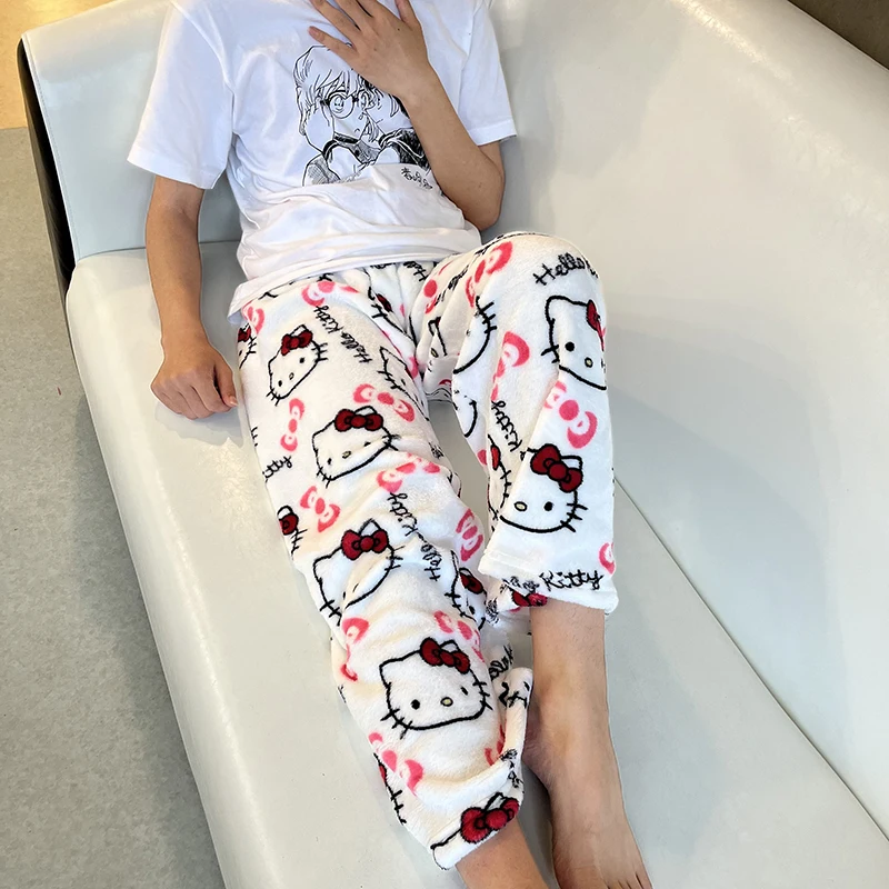 Sanrio Hello Kitty piżama czarna Anime flanelowa damska ciepła wełniana Whitecartoon Casual spodnie domowe jesienne modne spodnie prezenty