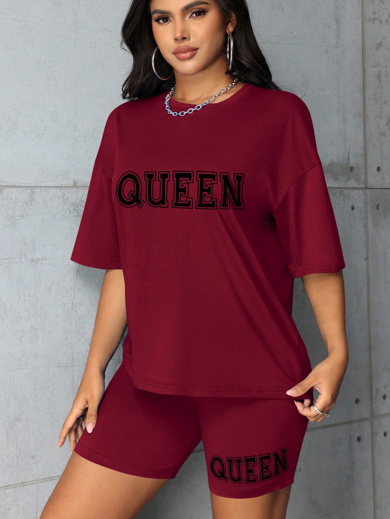 Modische All-Match-Shorts in Übergröße, kurzärmeliger Anzug, Queen-Buchstabendruck, einfacher und bequemer zweiteiliger Anzug 2024, Neu